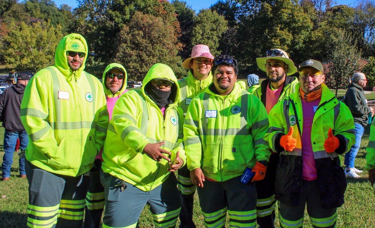 A group of 168极速赛车开奖历史记录查询 -Montgomery Parks staff smile at the camera